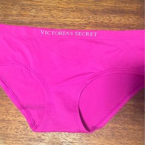 Victoria’s Secret hip hugger/hipster